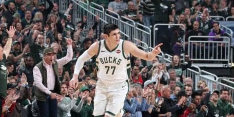 ワールドカップでの活躍で風格漂うアーサン・イリヤソバにバックスも期待