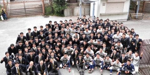 【硬式野球部】 激しい投手戦を制せず関大に勝ち点落とし、４年生は引退