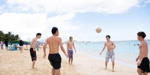 個人でもチームでも参加できる「ハワイフットサルカップ」2月開催