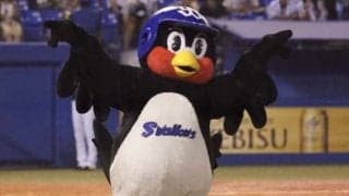 つば九郎が、楽天コーチ就任の館山氏に惜別メッセ「またぱとろーるいきましょう」