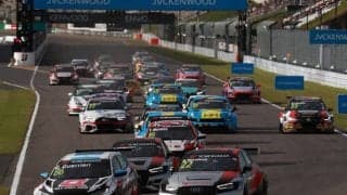 【WTCR 鈴鹿】ホンダとヒュンダイ、VWが1勝ずつをあげる…ワイルドカード出走でアウディを駆った日本勢は最高17位