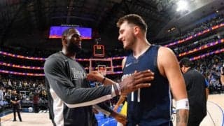 マブスとの激闘を制したレブロン「アメリカ以外の少年に影響を与えられた」