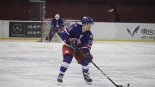 [アイスホッケー]６－３で早大に勝利  上位争いに弾みをつける
