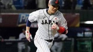 【プレミア12】悩める坂本に今大会初安打！　6番降格で合流13打席目の初ヒット