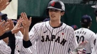 【プレミア12】侍J、稲葉監督が初チャレンジで成功　周東初盗塁、一度はアウト判定も覆る