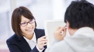 メガネを買い替えたいけどお金がかかり過ぎる…。そんな方に〇〇がオススメ！？