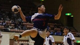 【ハンドボール部女子】　富士大に２４ー２２で勝利し、全日本インカレ創部初のベスト８進出！