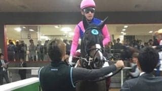 土曜東京５Ｒ新馬はヴィクトワールピサ産駒のメイショウホルダーが差し切る