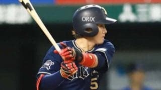 オリのイケメン小田が遠くを見つめる1枚に…ファン悶絶「ヤバい」「モデルさん？」