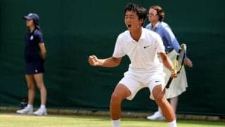錦織も認める16歳の望月がフェデラーと練習。「信じられないような経験」