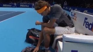 ズベレフ、携帯をコートに持ち込んだ？疑惑を否定