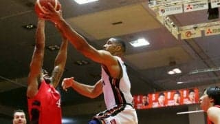 チーム一丸のハードワークで大阪エヴェッサが5連勝、シーズン10勝で西地区首位に