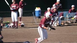 伝統の一戦、打線爆発で慶大に大勝