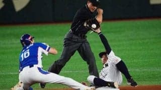 【プレミア12】侍ジャパン、左翼の近藤がビッグプレー！　好送球で走者刺し、稲葉監督また万歳