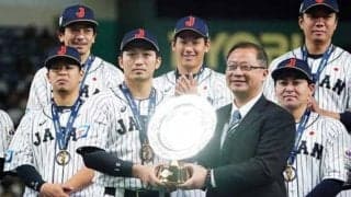 【プレミア12】大会MVPは侍ジャパンの4番、鈴木誠也！　今大会3本塁打、打率4割超え＆好守でチーム牽引
