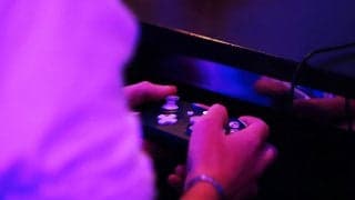 【eスポーツ選手向けセルフケア動画コラム#16】目の疲れ・まぶたの痙攣に効く顔面のツボ「四白（シハク）」