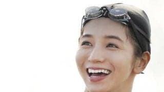 傳谷英里香さん、オーシャンスイムを体験。ヘッドアップで泳ぐポイントは？
