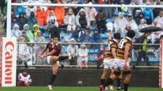 伝統の早慶戦 雨の中の熱戦制す！全勝優勝に王手