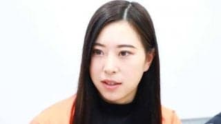 【女子プロ野球】みなみがピンクな世界でインスタ映え　アヒルとの“鼻チュー”写真に「アヒルが憎いぜ」