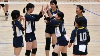 【バレーボール部女子】　第２シード順天堂大にストレート負けで、４年生引退