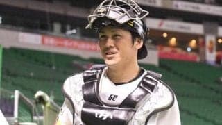 ホークス捕手の系譜に新たな歴史　甲斐が背負う背番号「19」を振り返る