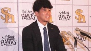鷹・栗原は300万円増の1000万円でサイン　来季は「拓也さんを脅かす存在にならないと」