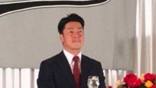 ロッテ美馬が入団会見「日本一になりたい」　好きなアイスは「雪見だいふく」