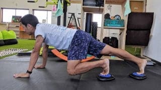 スライドディスクを使った体幹トレーニング「スライド・コア・トレーニング」の効果とやり方
