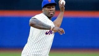 【MLB】“史上最低の始球式”が表彰される　目の前の男性にぶつける笑劇投球が再脚光