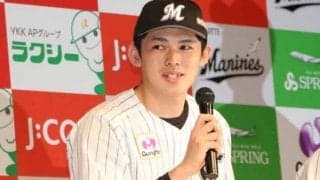 ロッテ佐々木の理想は田中将大　「負けない投手に」　同じ黄色グラブでプロの世界へ
