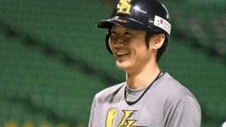 ソフトバンク泉は「就活生みたい」明石は「ちょこん…」　“スーツコレクション2019”が話題