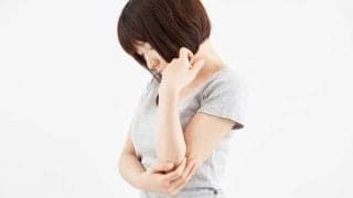 肘外側の痛みをなくす手の使い方とは