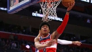 八村塁は金的を食らい後半を欠場も、全員バスケが機能したウィザーズが勝利