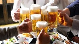 痛風のリスクを高める！ 年末年始の暴飲暴食が危険な理由