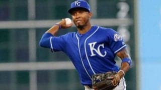 【MLB】思わず「信じられない」と叫んでしまう！　守備名人の驚愕の好プレー集