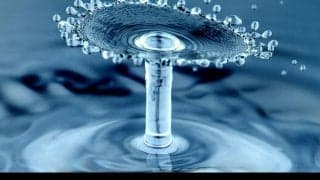 実は冬は痩せやすい？その鍵は水！