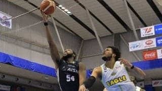 ゾーンディフェンスが機能し、北海道を66点に封じたシーホース三河が前日の雪辱