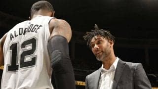 アシスタントコーチの仕事に専念するティム・ダンカンをポポビッチが絶賛「いてくれてうれしい」