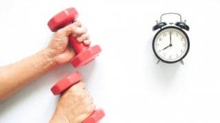 筋トレにいい時間帯は朝？それとも夜？専門家が解説