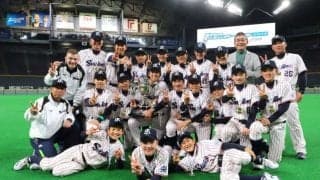 笑顔貫いた東京ヤクルトジュニアが14年ぶりV！度会博文監督「失敗や負けから成長できた」