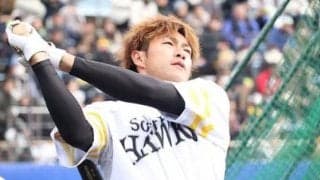 鷹・柳田、19年の痛々しいキズ写真を公開　ファン激励「3冠王だ」「五輪で金」