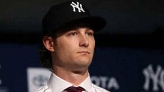 【MLB】355億円コールの美人妻、ハワイ水着バカンスS公開！　ファン絶賛「ゴージャス」