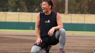 ヤクルト移籍の嶋が心境を語る「不安も楽しみも」　鷹・甲斐と沖縄で自主トレ行う
