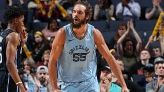 センターのドワイト・パウエルが負傷したマーベリックスがビッグマン確保のため、ジョアキム・ノアに連絡との噂