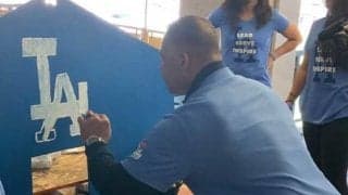 【MLB】ドジャースの「コミュニティツアー」とは？　ロバーツ監督が語る地域貢献の意義