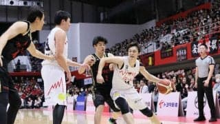 ライオンズ負傷交代の富山グラウジーズ、粘りのバスケットを展開するも試合巧者のアルバルク東京を崩せず