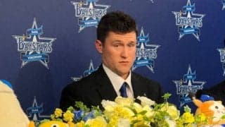 DeNA新助っ人ピープルズが入団会見で意気込み！　「プレーできるのは非常にチャンス」