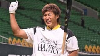 鷹柳田、金髪からの“イメチェン”写真にファン歓喜　「黒髪もキュン」「可愛い髪形」