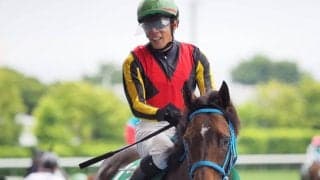 ルミナスウォリアー号が競走馬登録抹消