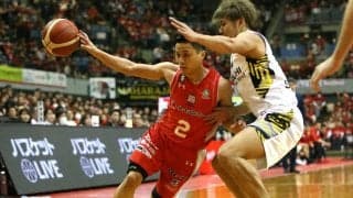 サンロッカーズ渋谷の強烈プレッシャーを跳ね除けた千葉ジェッツ、テンポを落とない高速バスケで8連勝を達成